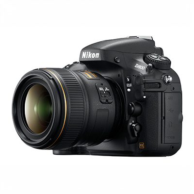 D800